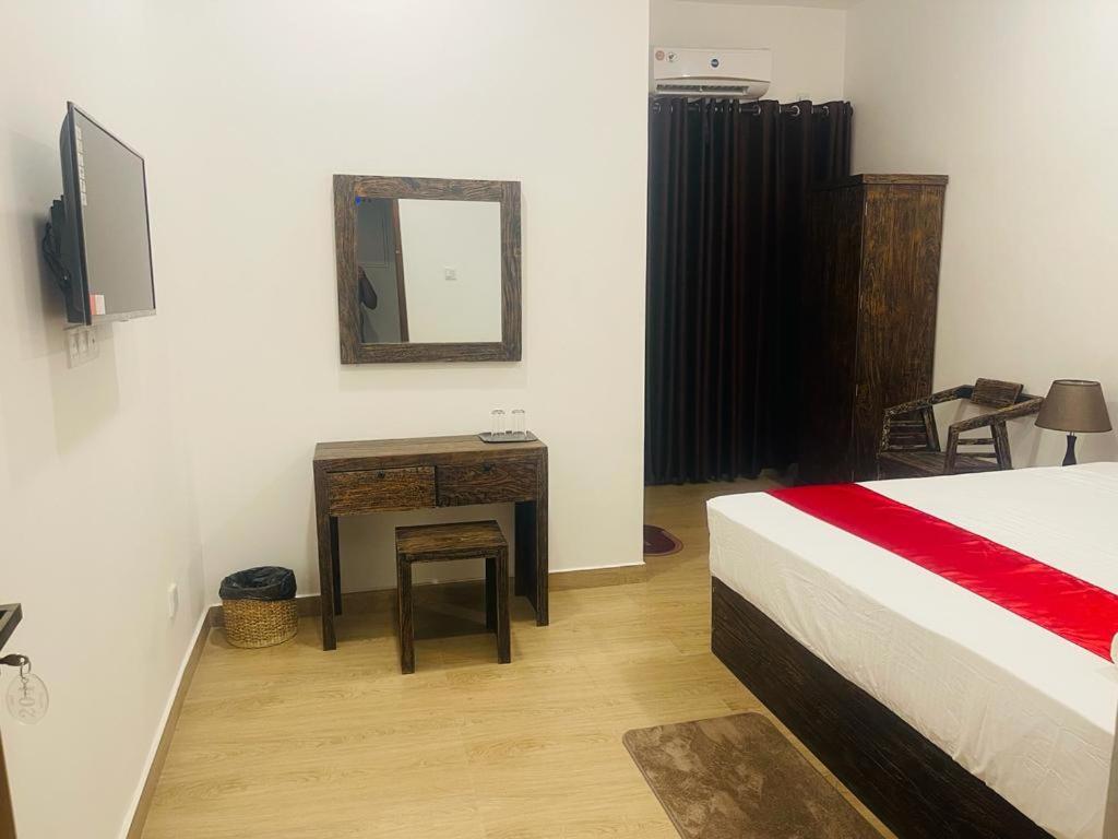 Lucky Transit Hotel - Katunayake Airport Zewnętrze zdjęcie