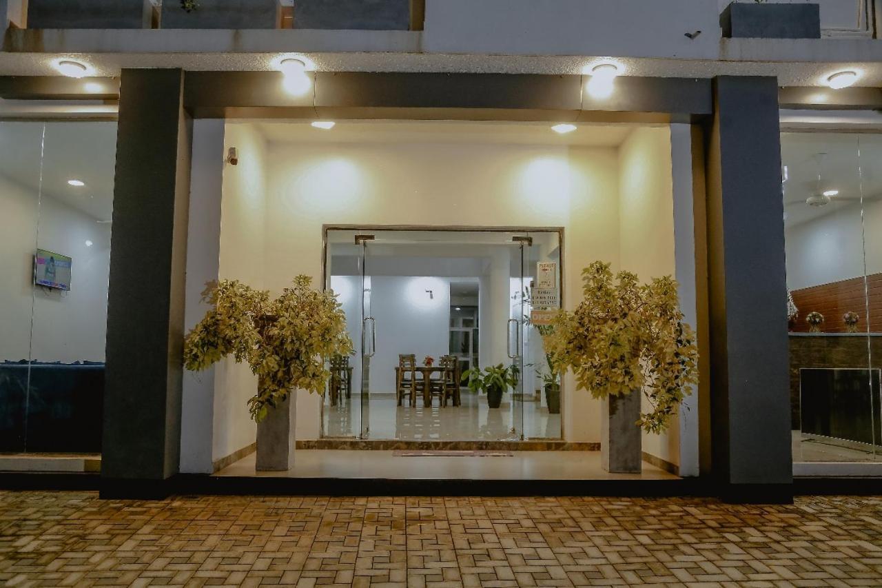 Lucky Transit Hotel - Katunayake Airport Zewnętrze zdjęcie