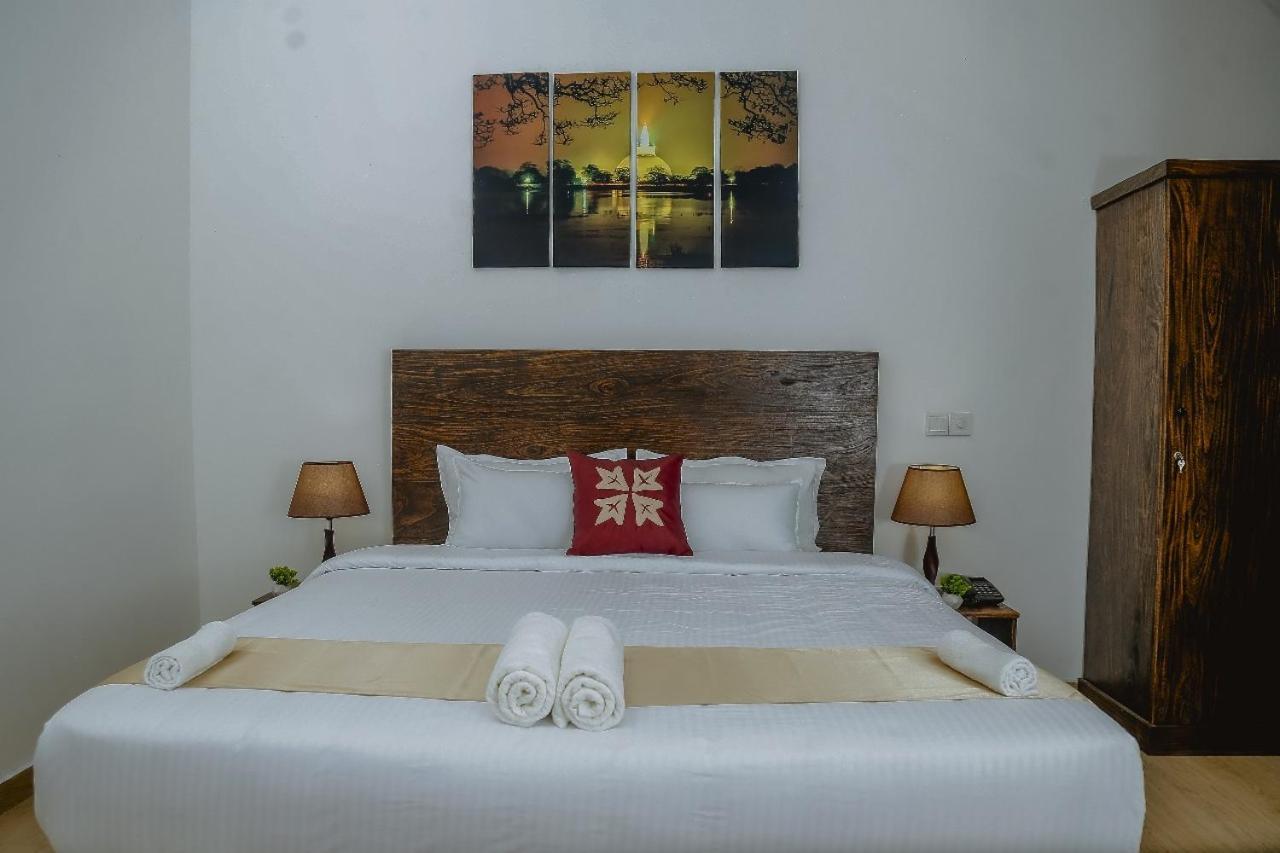 Lucky Transit Hotel - Katunayake Airport Zewnętrze zdjęcie