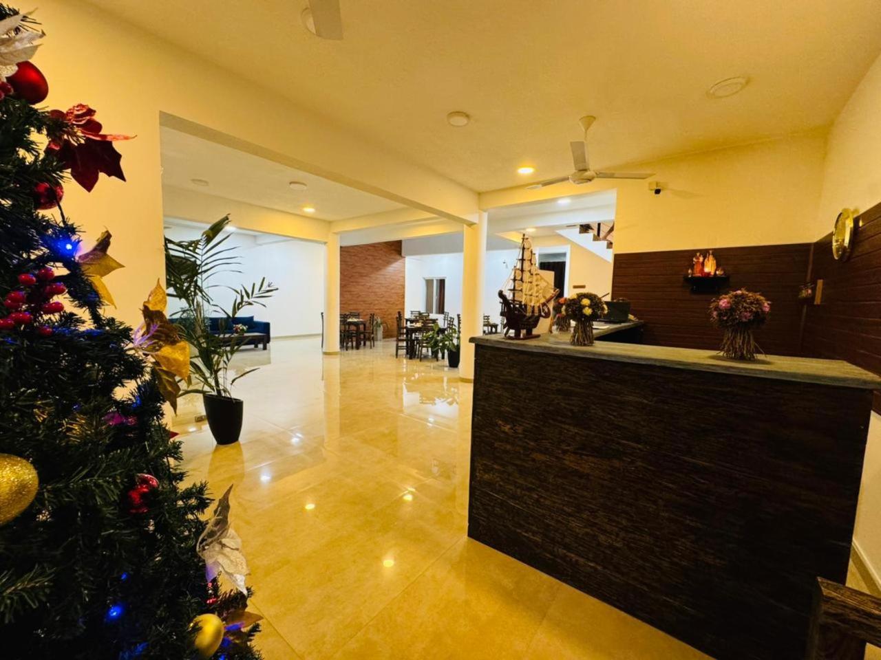 Lucky Transit Hotel - Katunayake Airport Zewnętrze zdjęcie