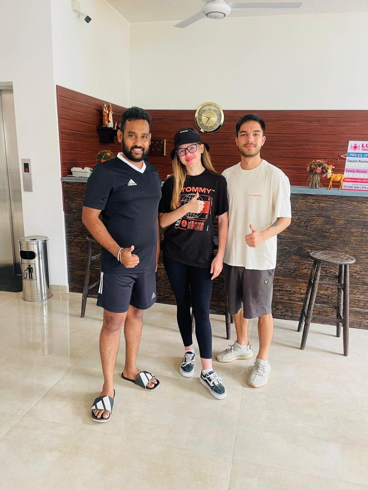 Lucky Transit Hotel - Katunayake Airport Zewnętrze zdjęcie
